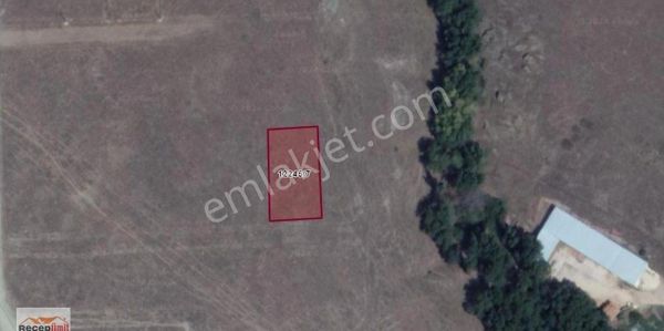 Recep Ümit Emlak'tan Eğriöz'de Satılık 668 M2 İmarlı Arsa