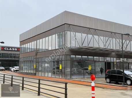 Vega Otonomi De Ayaş Yolu Üzerinde Köşe Başı Kiralık Dükkan