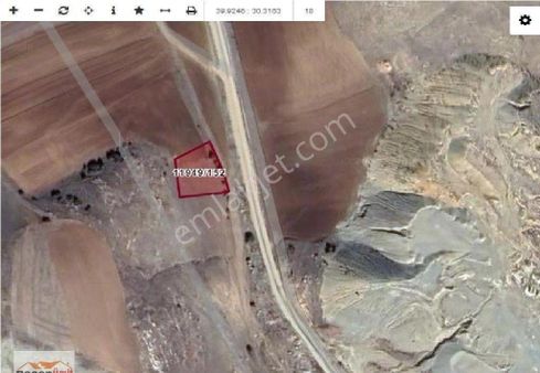 Recep Ümit Emlak'tan Uluderede Satılık 750 M2 Tarla