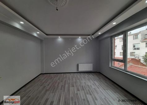 Recep Ümit Emlak'tan Şarhöyük Çarşı Merkezde Lüks Ebeveyn Banyolu 3+1 Satılık Lüx Daire.