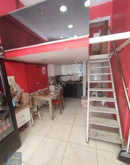 Zübeyde Hanım Caddesi Üzerinde Satılık Dükkan