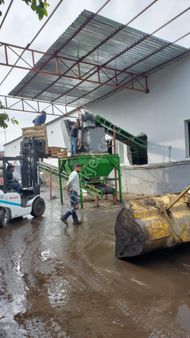 Adana Yüreğir'de Kullanılmaya Hazır Gübre Üretim Tesisi