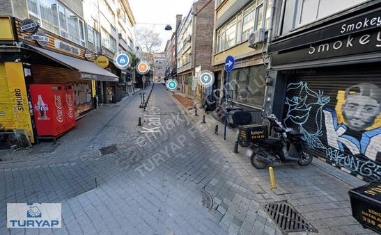Kadıköy Barlar Sokağı'nda Her İşe Uygun Devren Kiralık Dükkan