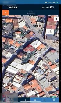 Arsasıyla Birlikte Satılık 3 Katlı Ev Bozyaka 5757 Sokakta