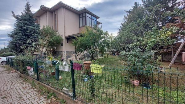 Tekirdağ Namık Kemal Mahallesinde Satılık Müstakil Villa