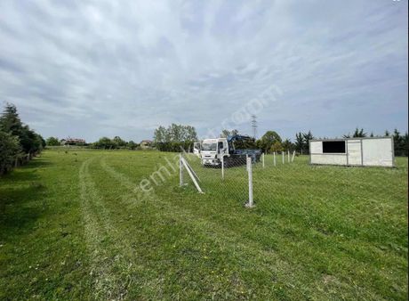 Tapar Dan Satılık Çatalca Binkılıçta 246m2 İmara Yakın Arsa