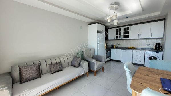 King'den Denize 300 M Mesafe Deniz Manzaralı Lux 1+1 Satılık Daire