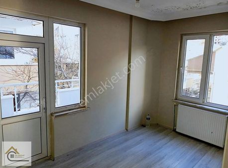 On Group Gayrimenkulden Kuvay-i Milliye Mh Site İçi 4+1 Trıplex