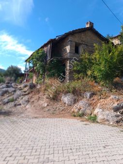 İdamax'tan Taşağıl Karabucak'da Satılık Taş Ev