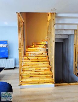 Bahçeşehir 2.ci Kısımda İşyerine Uygun Satılık Villa