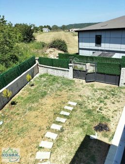 Catalca Kalfa Köyde Villa Bölgesinde Satılık 3+1 Villa