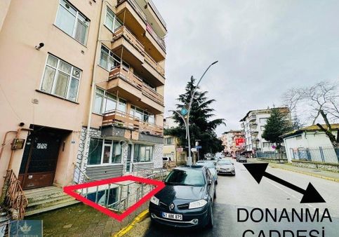 💥gölcük Merkrzde Donanma Caddesi Üzerinde Tabela Değeri Yüksek Satılık Dükkan💥