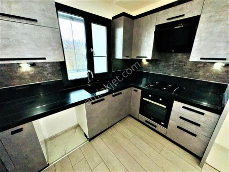 Altınkum'da 1+1 Lüx Ebeveyn Banyolu Satılık Daire