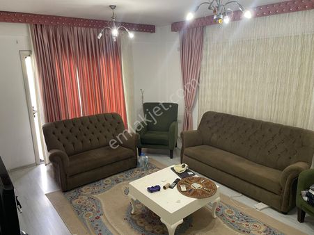 Lefkoşa Gönyeli Bölgesinde Full Eşyalı 3+1 Satılık Zemin Kat Bahçeli Daire
