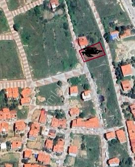 6 Tane 2+1 Çıkan Karaağaç Mahallesinde Satılık Arsa 591 Metrekare