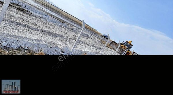 Toros Emlak'tan Çamardı Yoluna Sıfır Satılık 3150 M2 Tarla