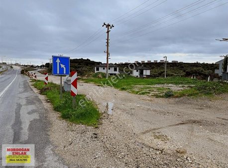 Mordoğan Emlaktn İzmir Caddesine Sıfır 1.314m2 Satılık Köşe Arsa