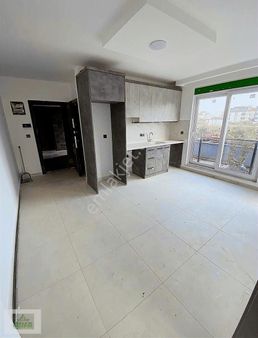 Döşemealtı Devlet Hastanesine Yürüme Mesafesinde Yatırımlık 1+1