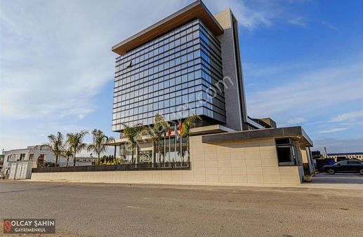 Altınova Sinan Mahallesi Prestijli Plazada Kiralık Ofis Katı