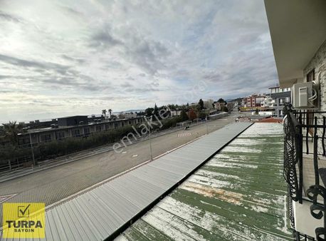 Turpadan Denize Sıfır 2+1 Arakat Gece Pazarında Deniz Manzaralı