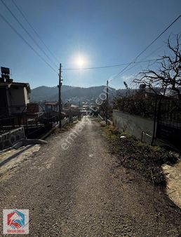 Bolkardan Toroslar Bekirlanında Satılık 3 Katlı Müstakil Ev