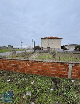 Selimşahlar Mahallesinde 627 Metrekare 3 Kat İmarlı Arsa