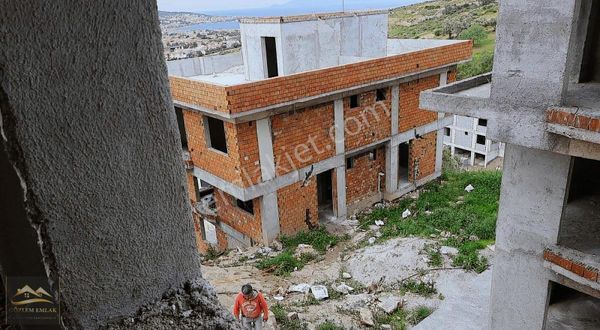 Yenifoça Merkez Yakını Full Deniz Manzaralı 4+1 Satılık Triplex