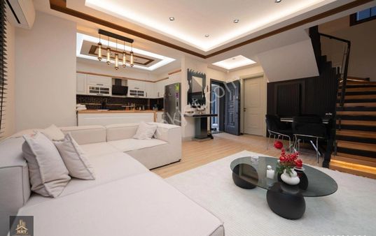 Mrt Gayrimenkul'den Altınoluk'da Lüks Satılık Villa