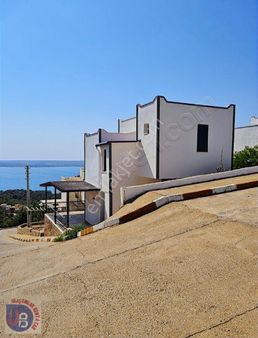 Didim Akbük'te Panoramik Deniz Manzaralı Villa