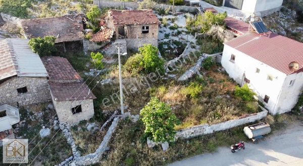 Selçuk-zeytinköy'de Satılık 771 M2 2 Kat İmarlı Arsa