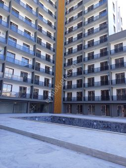 Real Center//1+1 Sıte İçi Balkonlu Arakat Havuzlu Satılık Daire