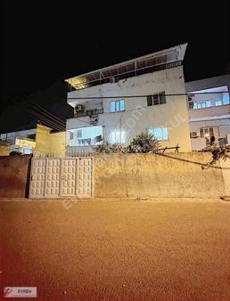 Çarşı Merkezinde Komple Bina