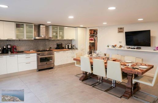 Göktürk. Zengin Bahçe 1. Köşe Bakımlı Bahçe Tripleksi