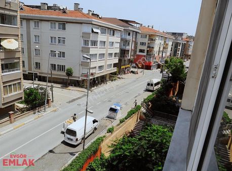 Evgör Emlak'dan Derya Bloklarında Deniz Manzaralı Satılık Daire