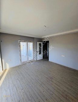 Emr'den Sınırsız Kredili K.mutfak 2+1 Lüks Satılık Daire