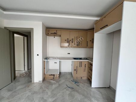 Seferihisar Merkez’de Konforlu Ve Modern 1+1 Daire