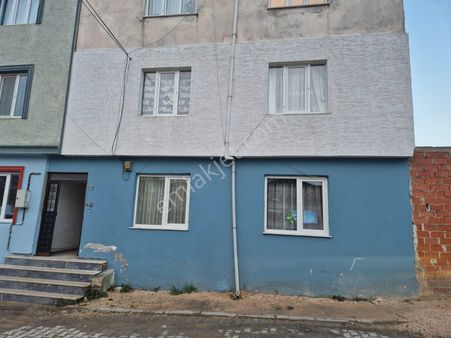 E.m.a Emlak Gayrimenkul Güvencesinde İnegöl Yeniceköyde Satılık 2+1 Daire