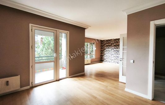 Doğu Ataşehir Atatürk Mh Kardelen4 Az Katlı Blokta Boş Ve Kiracısız Geniş Ara Kat 3+1 Satılık