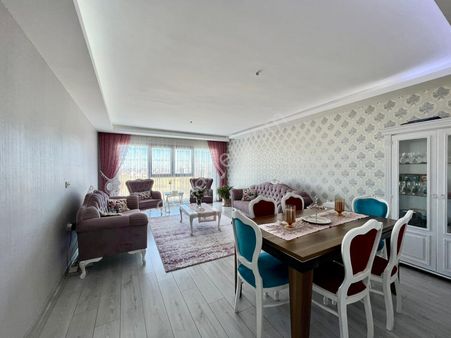 Çiftçioğulları Emlaktan Pursaklarda Lüx Şık Yapılı Teras Balkonlu Sitede 4+1 Daire