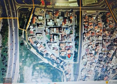 Deniz Gayrimenkulden Satılık İzmir Konak.ta Köşe Parsel Arsa