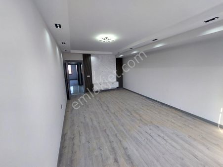 Recep Ümit Emlak'tan Zincirlikuyu Mahallesi Güney Cepheli Satılık (sıfır) Lüx 2+1 Daire