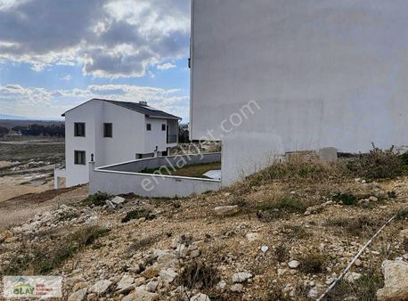 İyi Konumda Satılık 385 M2 Arsa 3.750.000tl