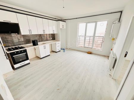 İmaremlak2'den Aybü Girişinde Herkatta 1+1ve2+1 Satılık Daireler