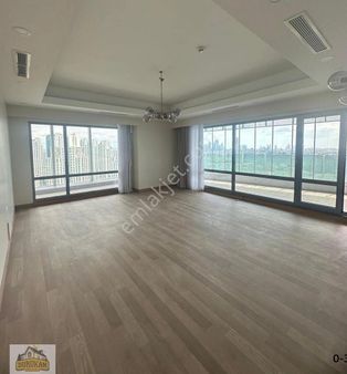 Ağaoğlu Maslak 1453 4+1 Yüksek Kat Güncel Boş Satılık Daire