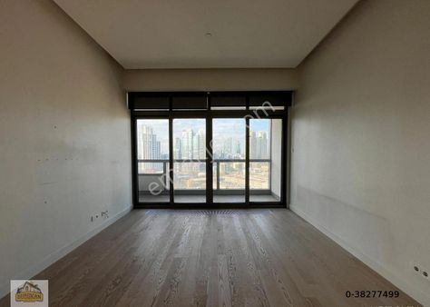 42 Maslak Residence 1+1 Yüksek Kat Güncel Boş Satılık Daire