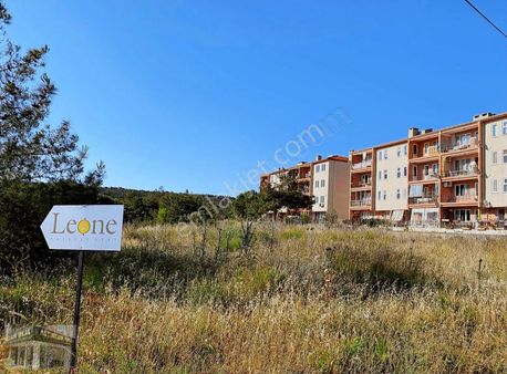 Ayvalık Sarımsaklı Badavut Mevkiinde Plaja Yakın Arsa