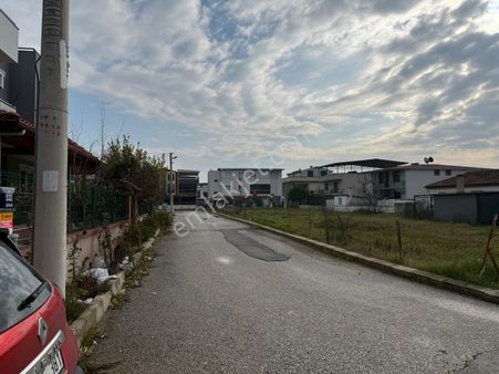 Menderes Mithatpaşa Mahallesin'de Satılık İmarlı Arsa