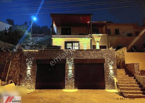 Milas Güllük Satılık Köşe Konum Müstakil Ev