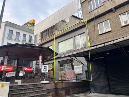 Kemeraltı'nda Ticaretin Merkezi'nde Satılık Yatırımlık Dükkan