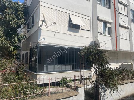 Poyraz Gayrimenkul'den Akçay Merkez'de Deniz'e Yakın Satılık 2+1 Daire